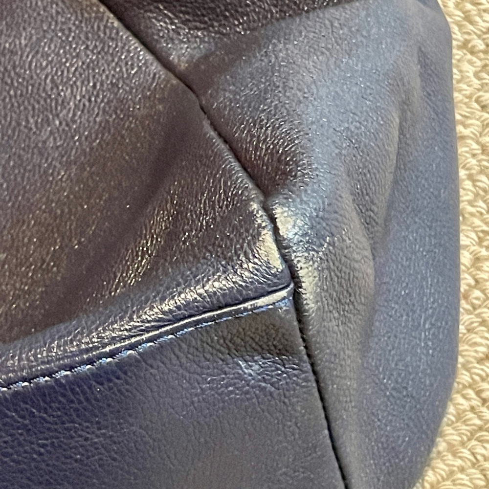 Marc by Marc Jacobs Blue Leather Crossbody Hobo Handbag - Picture 11 of 16